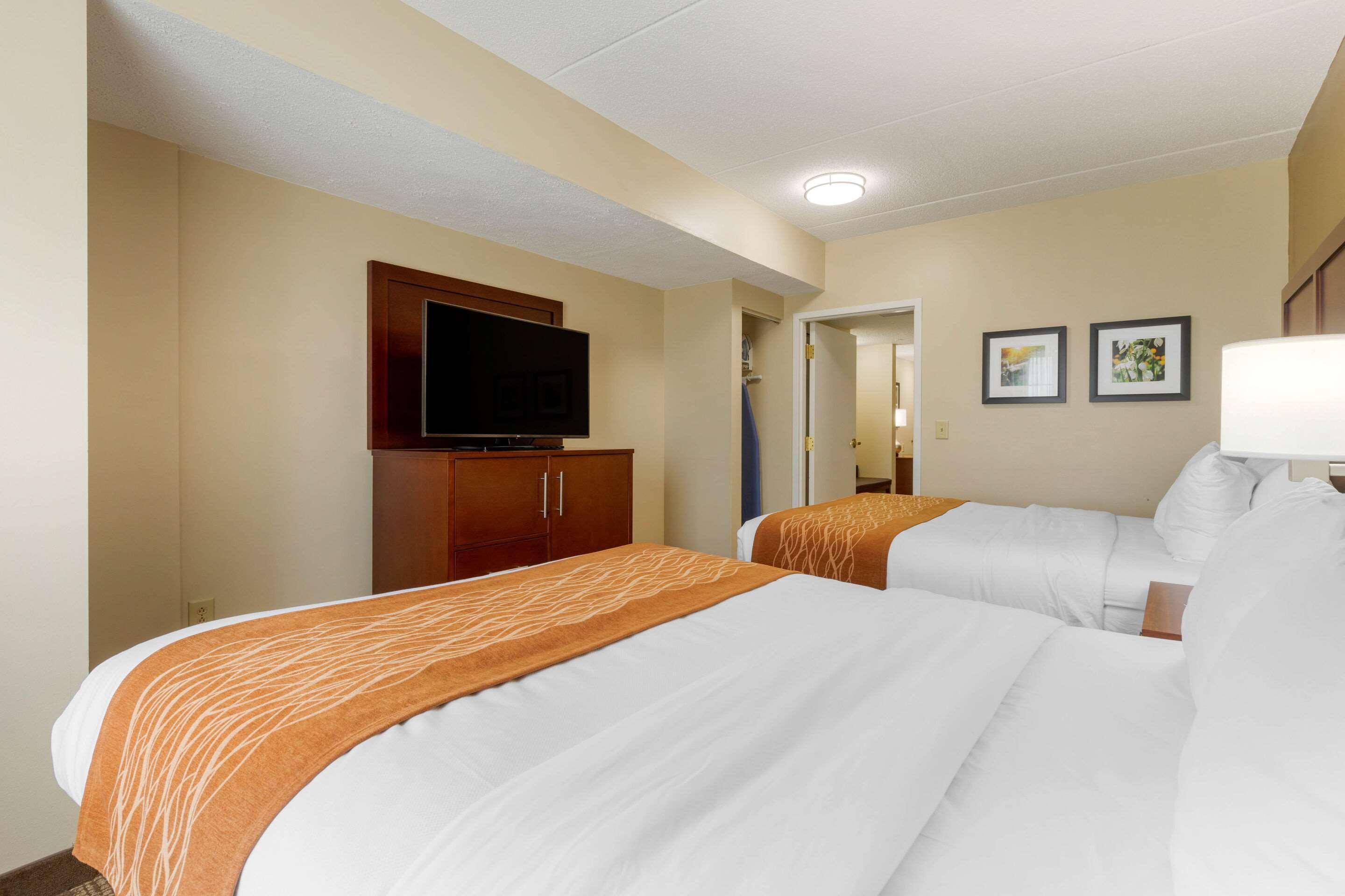Comfort Inn & Suites Кордел Екстериор снимка