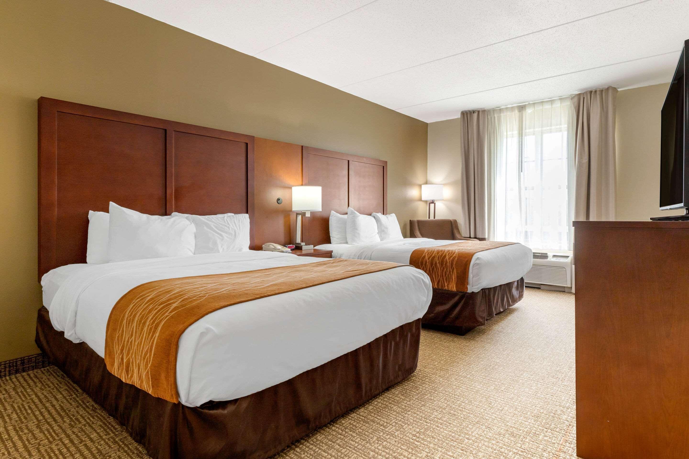 Comfort Inn & Suites Кордел Екстериор снимка