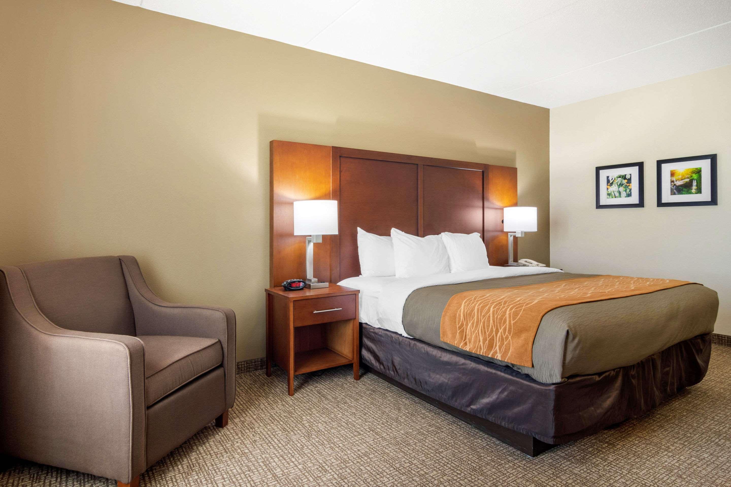 Comfort Inn & Suites Кордел Екстериор снимка