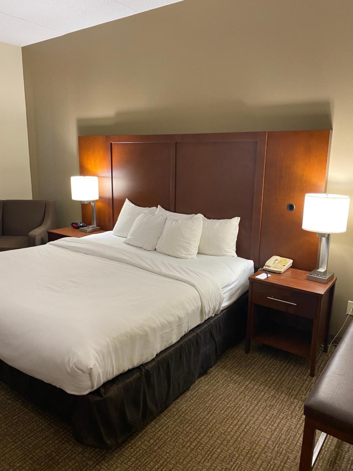 Comfort Inn & Suites Кордел Екстериор снимка